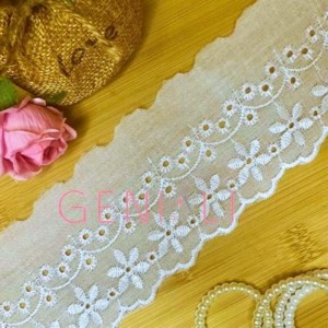 BORDADO 01 BRANCO 7,5CM CTL108 13,7M