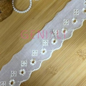 BORDADO BICOLOR 296 CRU 5,0CM 13,7M