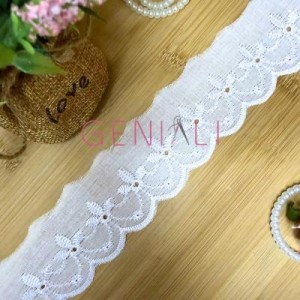 BORDADO 01 BRANCO 5CM CTB142 13,7METROS